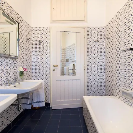 Sleeps 12 Pool Wifi