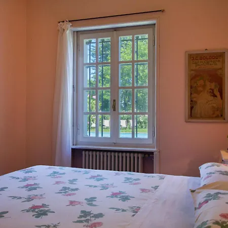 Villa Sleeps 12 Pool Wifi *