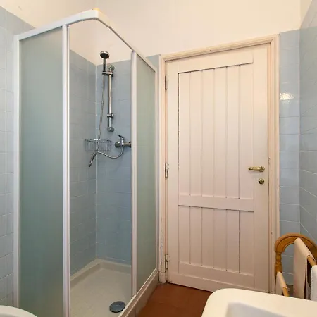 Sleeps 12 Pool Wifi Villa