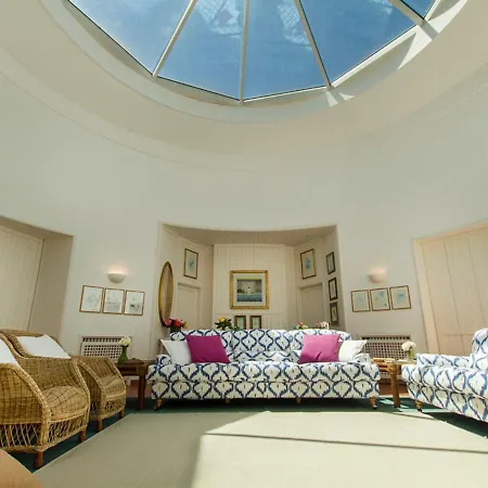 Sleeps 12 Pool Wifi *