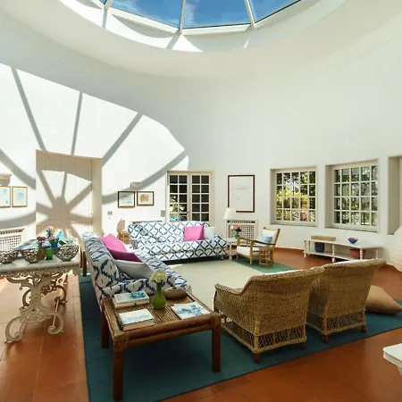 Sleeps 12 Pool Wifi